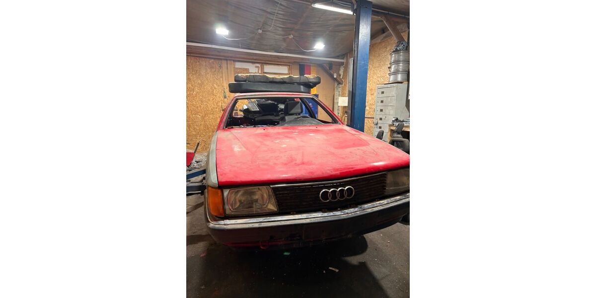 Audi 100 281.000 km 1.000 &euro; Großefehn 26629