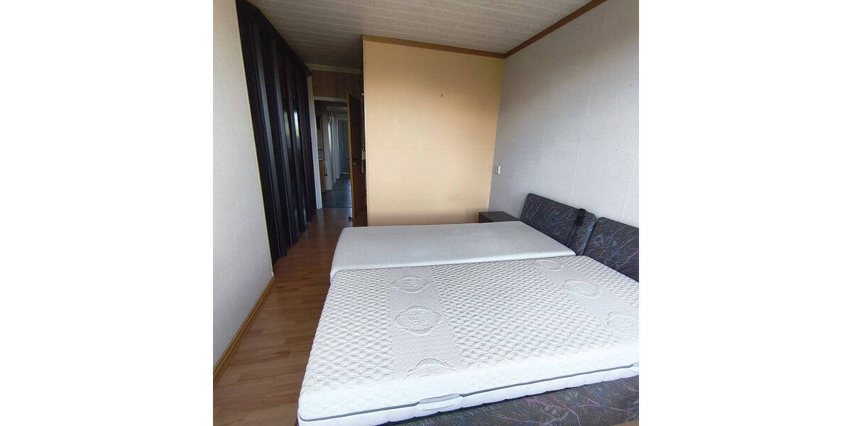 Etagenwohnung Emden Barenburg - 3 Zimmer, 87 m&sup2;, 79.000&euro; | Angebot:26730930