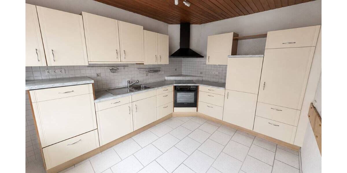Mehrfamilienhaus, Wohnhaus Emden Petkum - 5 Zimmer, 93 m&sup2;, 240.000&euro; | Angebot:26594911