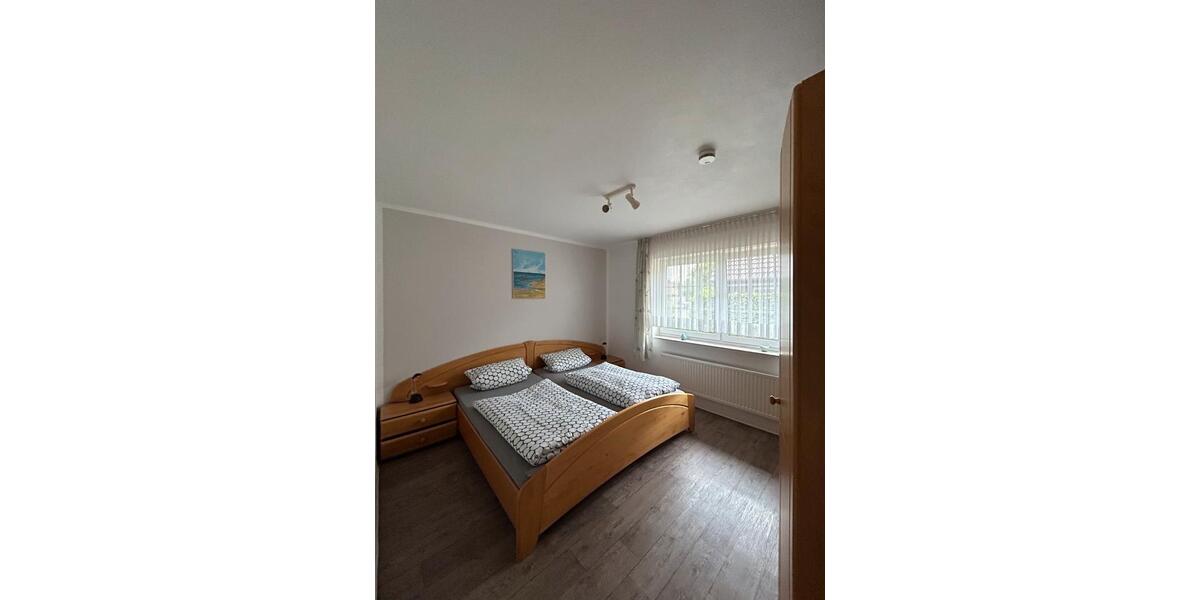 Erdgeschoßwohnung Norden - 3 Zimmer, 72 m&sup2;, 850&euro; | Angebot:26029403