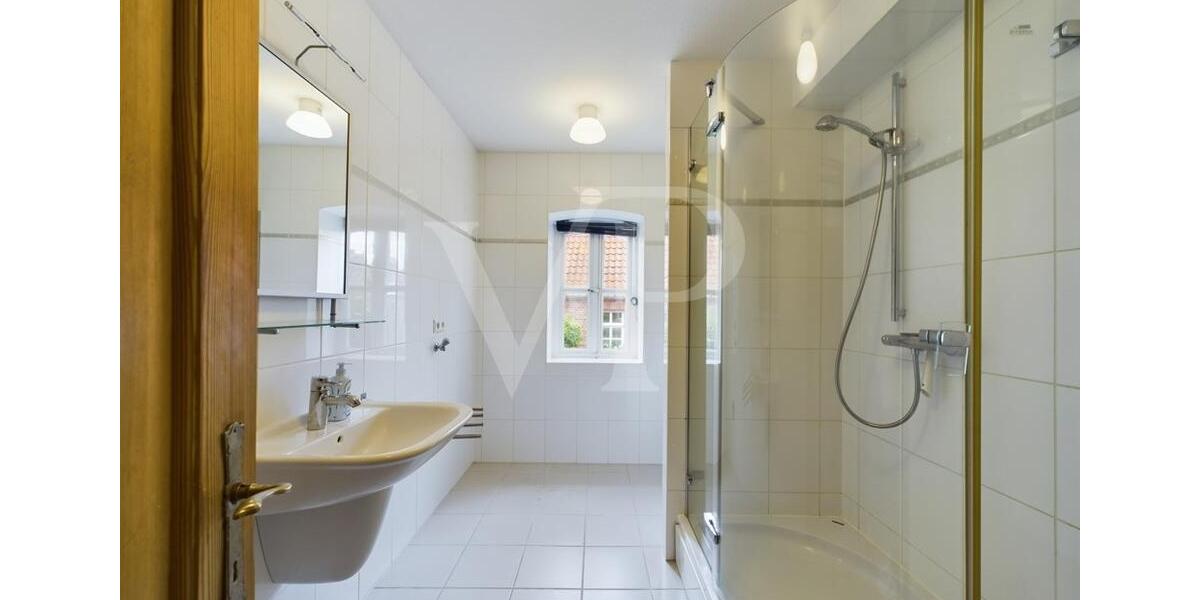 Erdgeschoßwohnung Krummhörn - 4 Zimmer, 130 m&sup2;, 850&euro; | Angebot:25545463