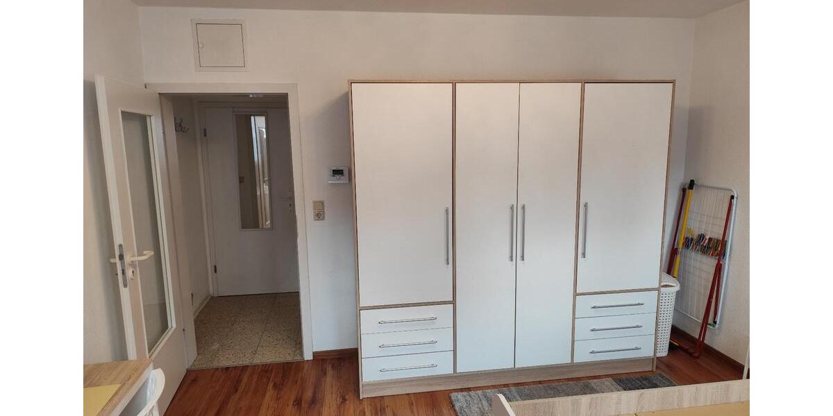 Etagenwohnung Emden - 1 Zimmer, 30 m&sup2;, 430&euro; | Angebot:25309985