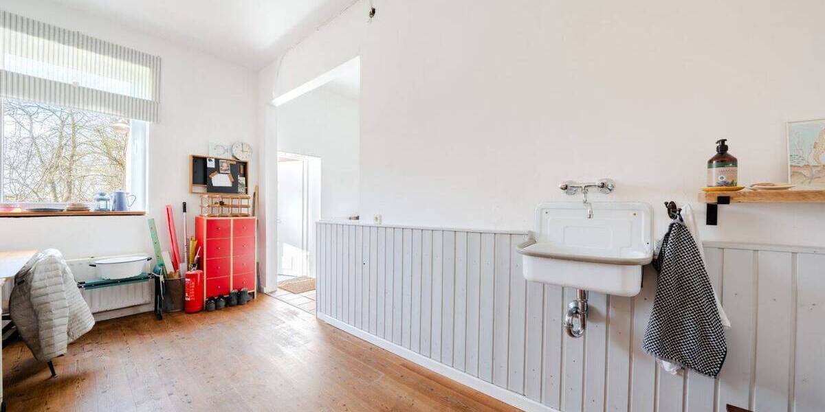 Einfamilienhaus Krummhörn Loquard - 1 Zimmer, 376 m&sup2;, 449.000&euro; | Angebot:25985344