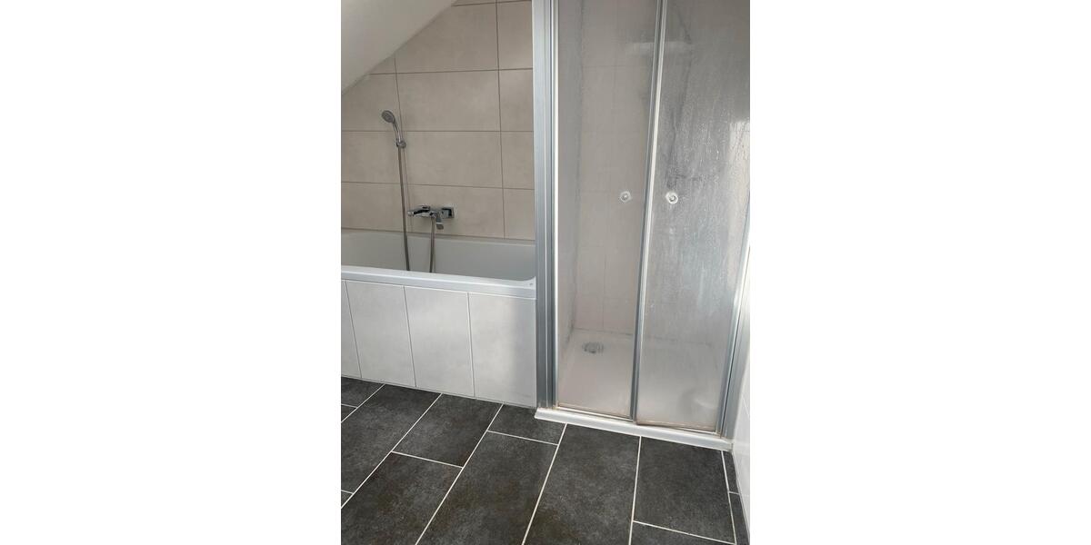 Mehrfamilienhaus, Wohnhaus Leer (Ostfriesland) - 7 Zimmer, 200 m&sup2;, 355.000&euro; | Angebot:26629841