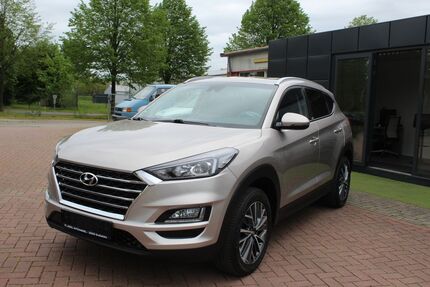 Hyundai TUCSON 61.270 km 16.500 &euro; Großefehn 26629