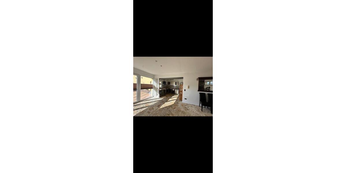 Erdgeschoßwohnung Weener - 3 Zimmer, 105 m&sup2;, 945&euro; | Angebot:25322288