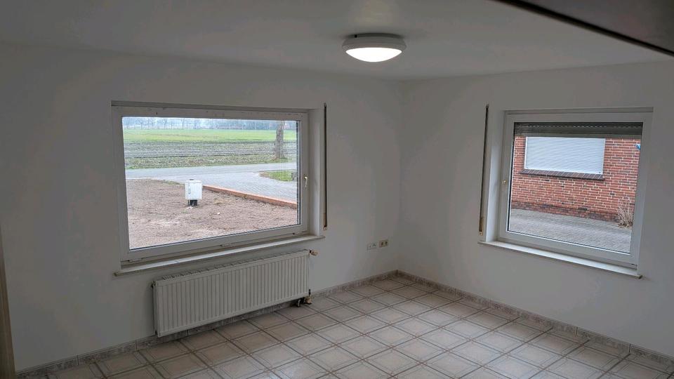 Etagenwohnung Bunde - 4 Zimmer, 110 m&sup2;, 950&euro; | Angebot:25871546