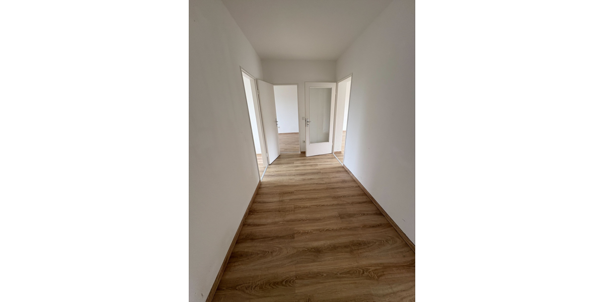 Etagenwohnung Leer Leerort - 3 Zimmer, 69 m&sup2;, 579&euro; | Angebot:25940601
