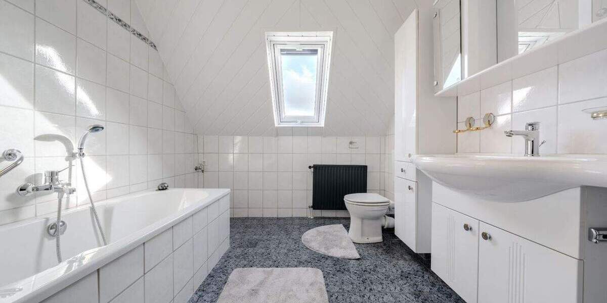 Einfamilienhaus Krummhörn Grimersum - 5 Zimmer, 150 m&sup2;, 329.000&euro; | Angebot:25799903