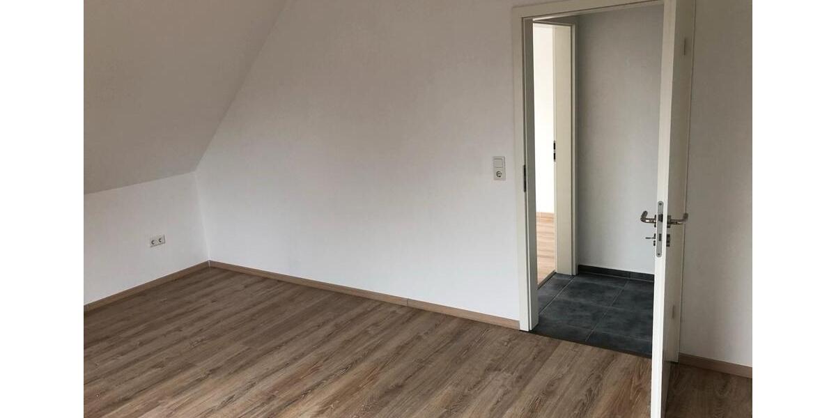 Doppelhaushälfte Westoverledingen - 4 Zimmer, 120 m&sup2;, 299.000&euro; | Angebot:25873741
