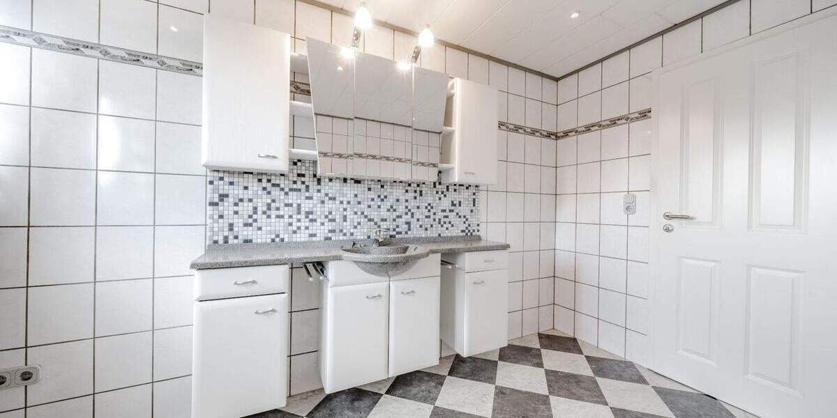 Einfamilienhaus Emden Widdelswehr/Jarßum - 5 Zimmer, 139 m&sup2;, 269.000&euro; | Angebot:25836519