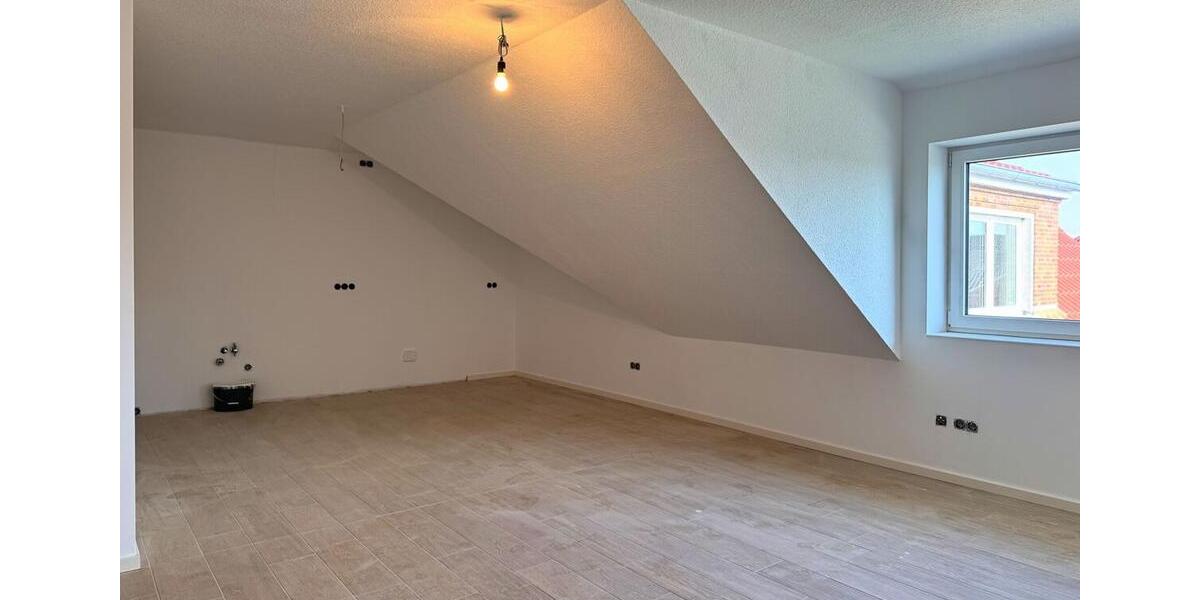 Etagenwohnung Großefehn - 6 Zimmer, 130 m&sup2;, 995&euro; | Angebot:25545483