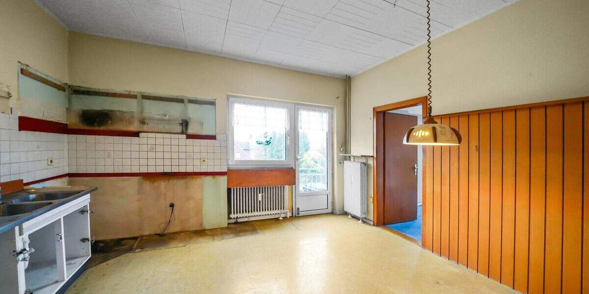 Mehrfamilienhaus, Wohnhaus Krummhörn Pewsum - 7 Zimmer, 192 m&sup2;, 145.000&euro; | Angebot:25743975