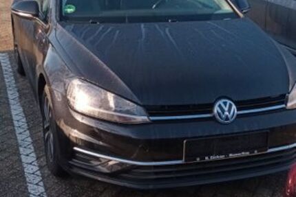 VW Golf 94.301 km 15.700 &euro; Weener 26826