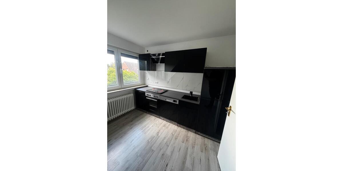 Dachgeschoßwohnung Aurich - 4 Zimmer, 108 m&sup2;, 1.250&euro; | Angebot:27615138