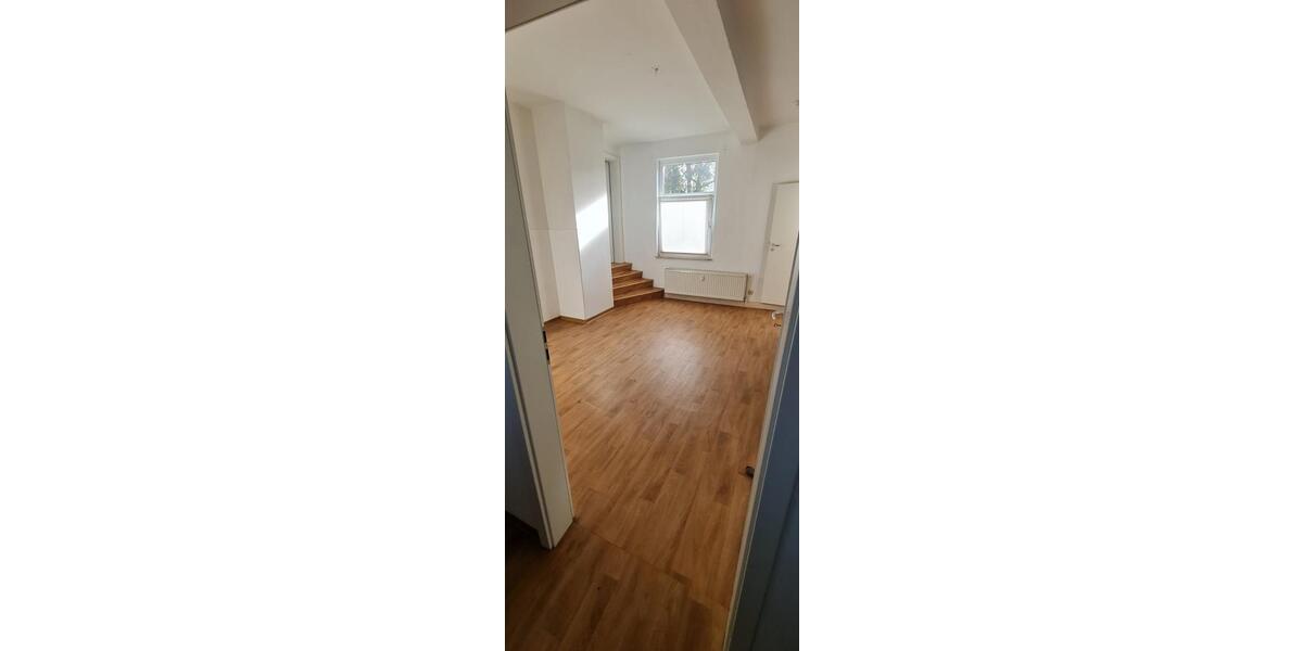 Erdgeschoßwohnung Emden - 2.5 Zimmer, 90 m&sup2;, 540&euro; | Angebot:24678140