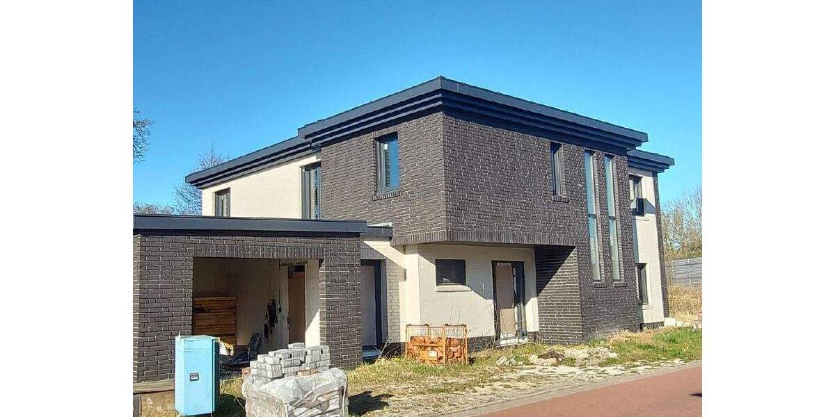 Einfamilienhaus Aurich / Sandhorst Sandhorst - 7 Zimmer, 326 m&sup2;, 240.000&euro; | Angebot:25667447