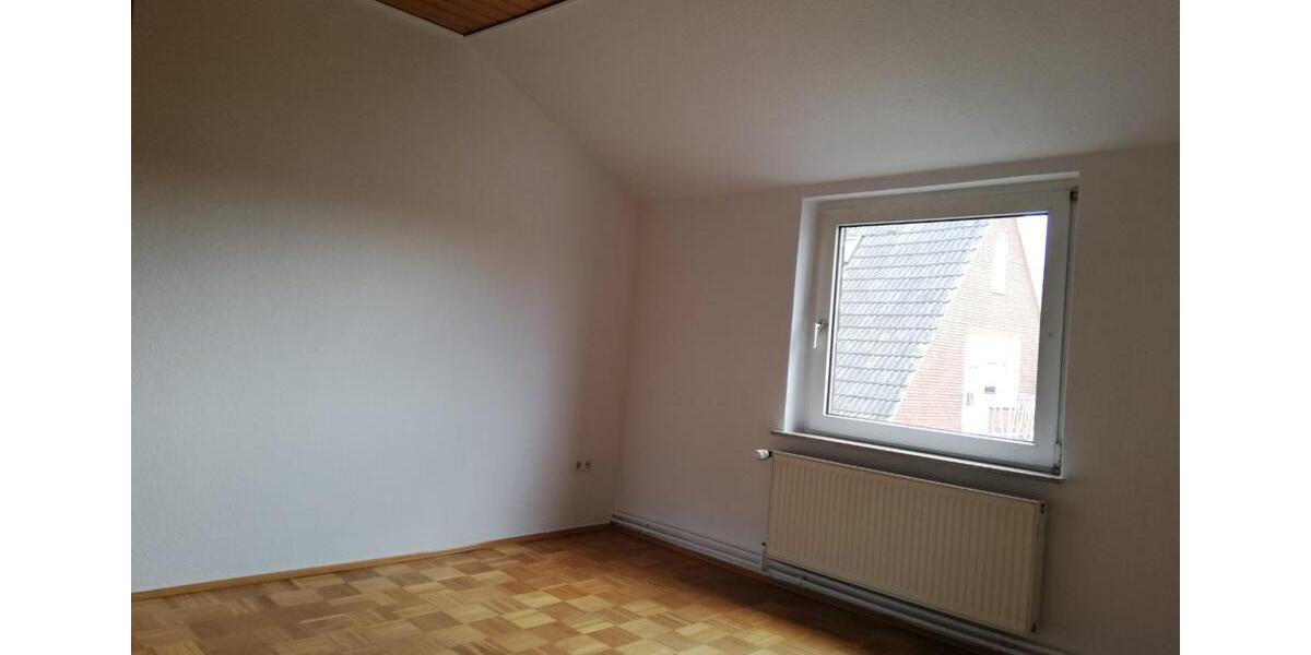 Etagenwohnung Leer (Ostfriesland) - 3 Zimmer, 70 m&sup2;, 510&euro; | Angebot:25711245
