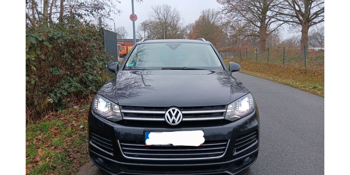 VW Touareg 296.300 km 9.700 &euro; Westoveledingen 26810