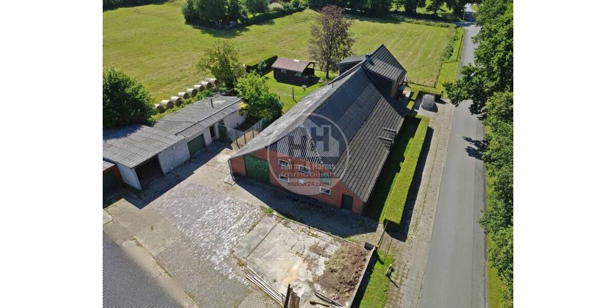 Einfamilienhaus Aurich Schirum - 8 Zimmer, 200 m&sup2;, 229.000&euro; | Angebot:25725671