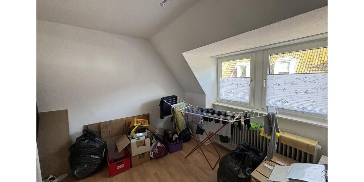 Dachgeschoßwohnung Emden - 3 Zimmer, 63 m&sup2;, 410&euro; | Angebot:24419376