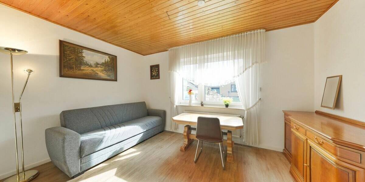 Mehrfamilienhaus, Wohnhaus Leer Loga - 7 Zimmer, 187 m&sup2;, 329.000&euro; | Angebot:26028314