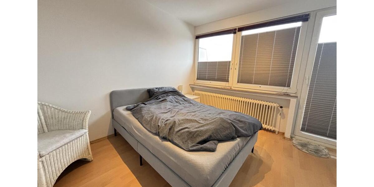 Dachgeschoßwohnung Emden - 3 Zimmer, 59 m&sup2;, 530&euro; | Angebot:25329761