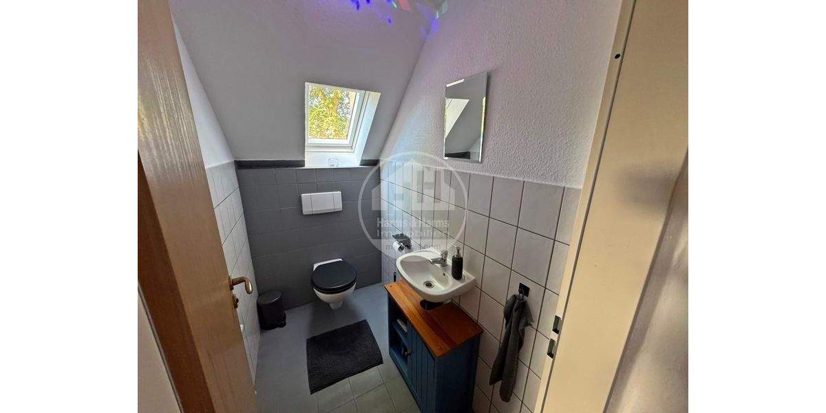 Etagenwohnung Aurich / Rahe Rahe - 5 Zimmer, 96 m&sup2;, 169.000&euro; | Angebot:25660692