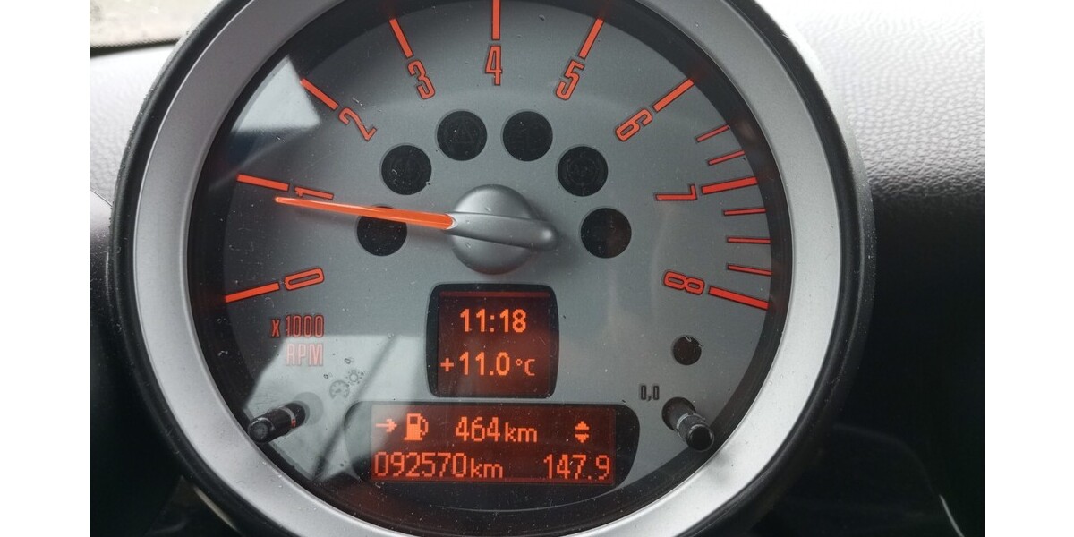 Mini Cooper 92.000 km 6.750 &euro; Emden 26721