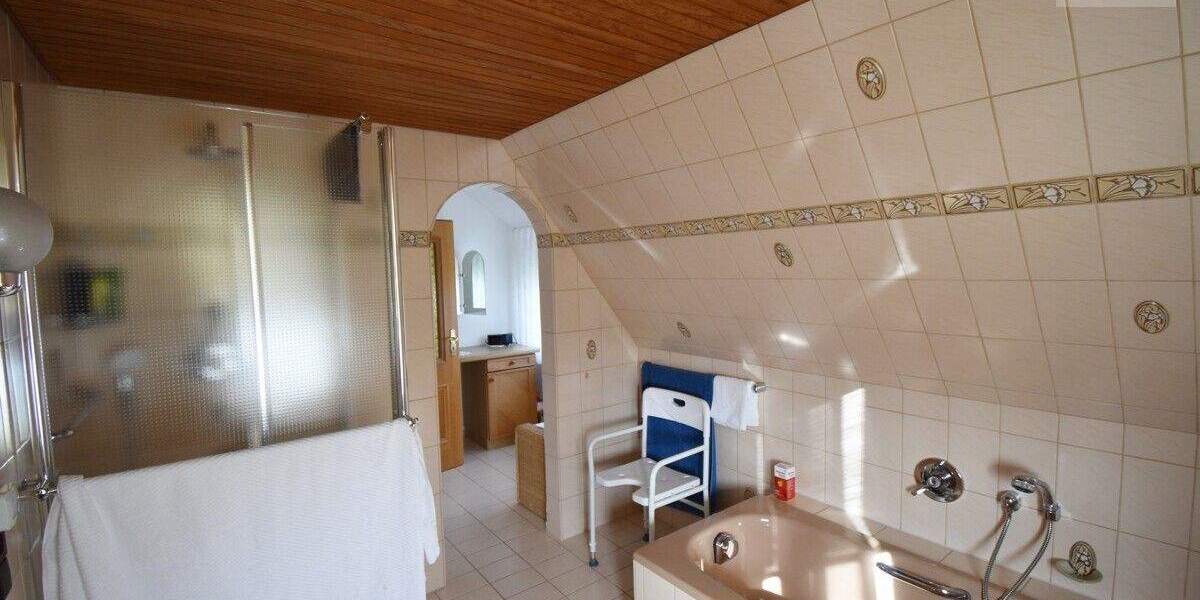 Einfamilienhaus Südbrookmerland / Moordorf Moordorf - 5 Zimmer, 150 m&sup2;, 419.000&euro; | Angebot:25770830