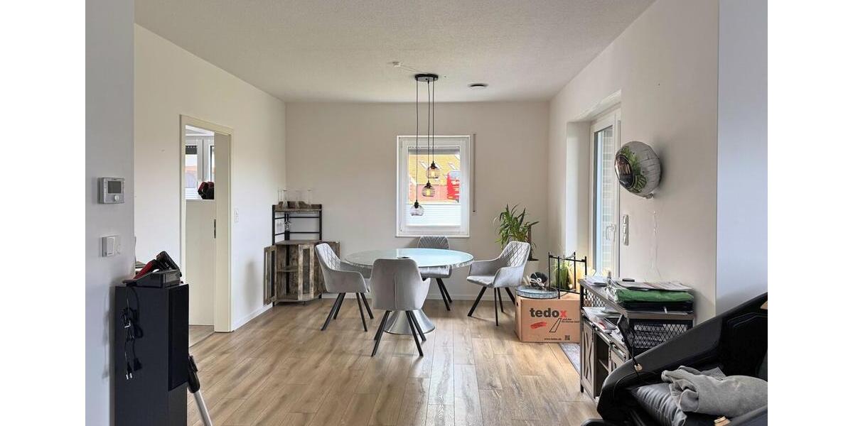 Erdgeschoßwohnung Großefehn - 3 Zimmer, 100 m&sup2;, 795&euro; | Angebot:26549596