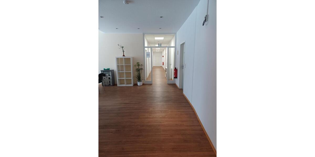 Gewerbeobjekt Emden Tholenswehr - 600&euro; | Angebot:26455505