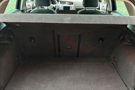 VW Golf 167.274 km 9.400 &euro; Südbrookmerland 26624