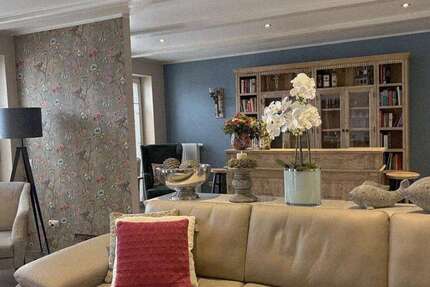 Haus Krummhörn - 5 Zimmer, 220 m&sup2;, 495.000&euro; | Angebot:26363573