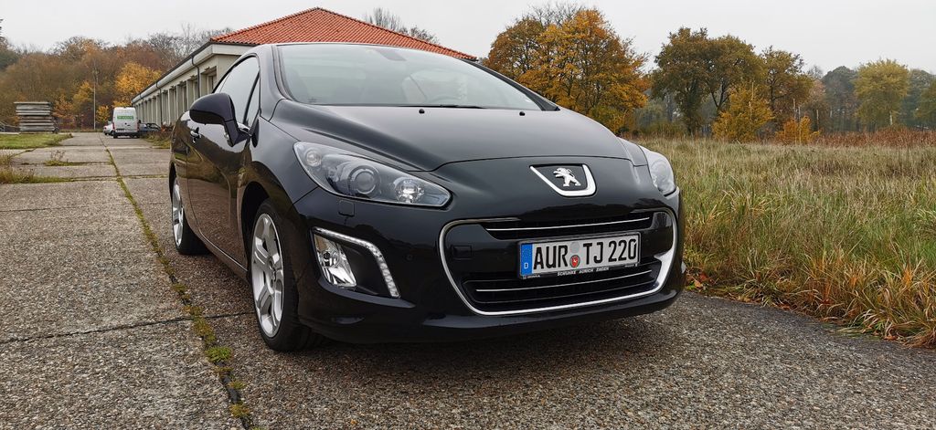 Peugeot 308 186.000 km 5.300 &euro; Großefehn 26629