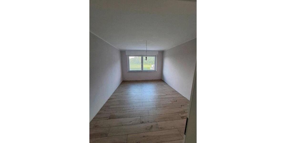 Etagenwohnung Großefehn - 5 Zimmer, 170 m&sup2;, 1.390&euro; | Angebot:26536409
