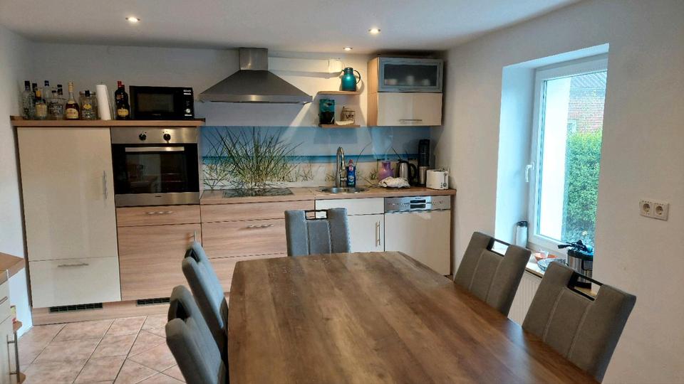 Etagenwohnung Emden Tholenswehr - 1 Zimmer, 12 m&sup2;, 250&euro; | Angebot:26252510