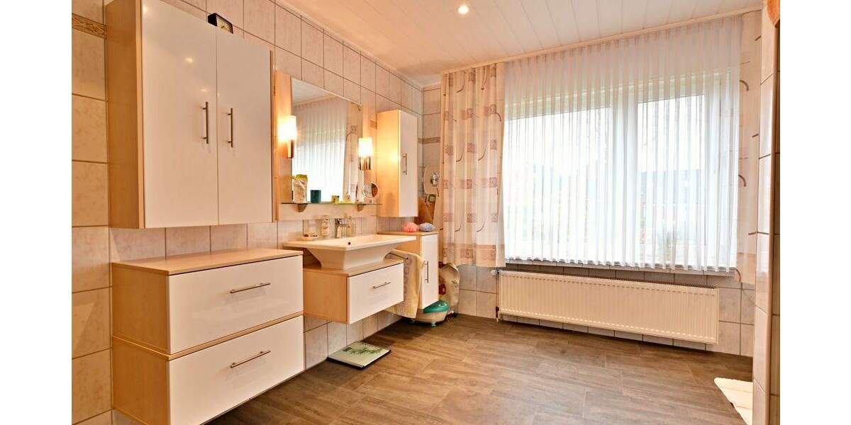 Einfamilienhaus Moormerland / Oldersum Oldersum - 5 Zimmer, 193 m&sup2;, 279.000&euro; | Angebot:25742047