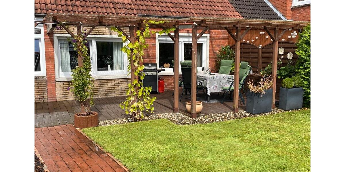 Reihenhaus Emden Tholenswehr - 5 Zimmer, 90 m&sup2;, 100&euro; | Angebot:24401832