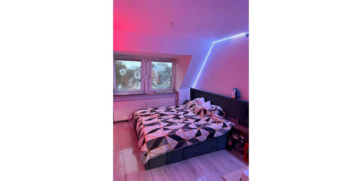 Dachgeschoßwohnung Emden Rysumer Landstraße - 3 Zimmer, 65 m&sup2;, 790&euro; | Angebot:25149292