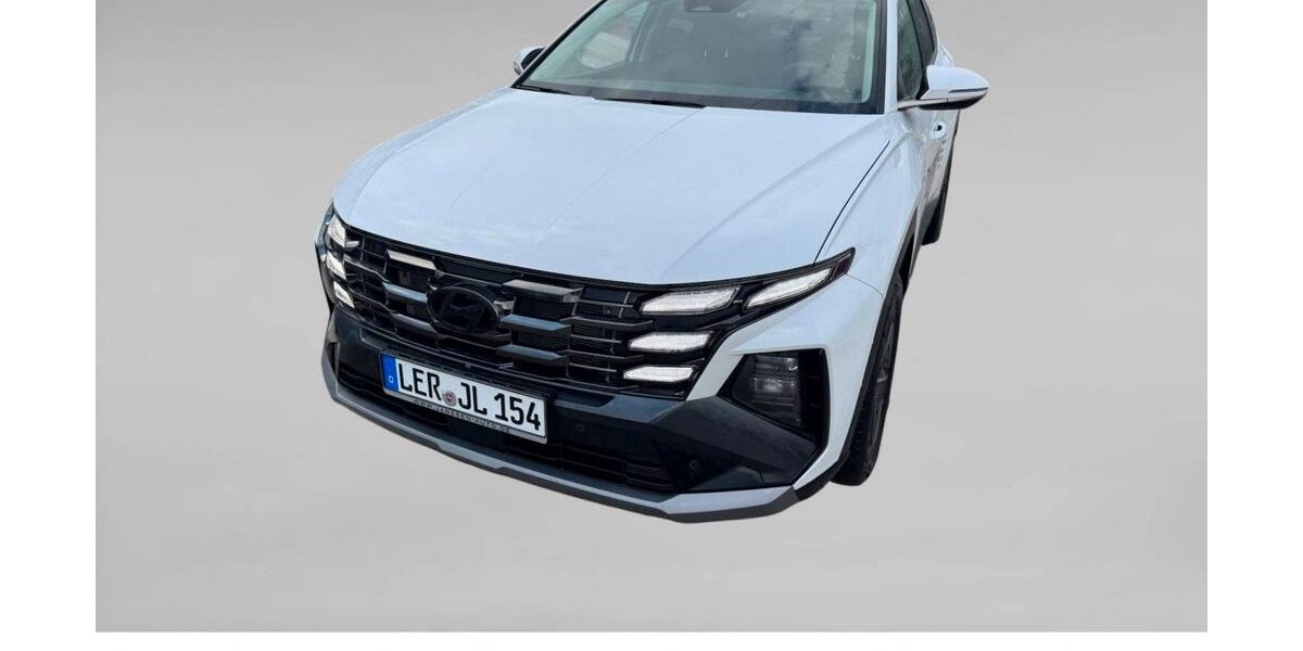 Hyundai TUCSON 6.444 km 33.990 &euro; Aurich 26605