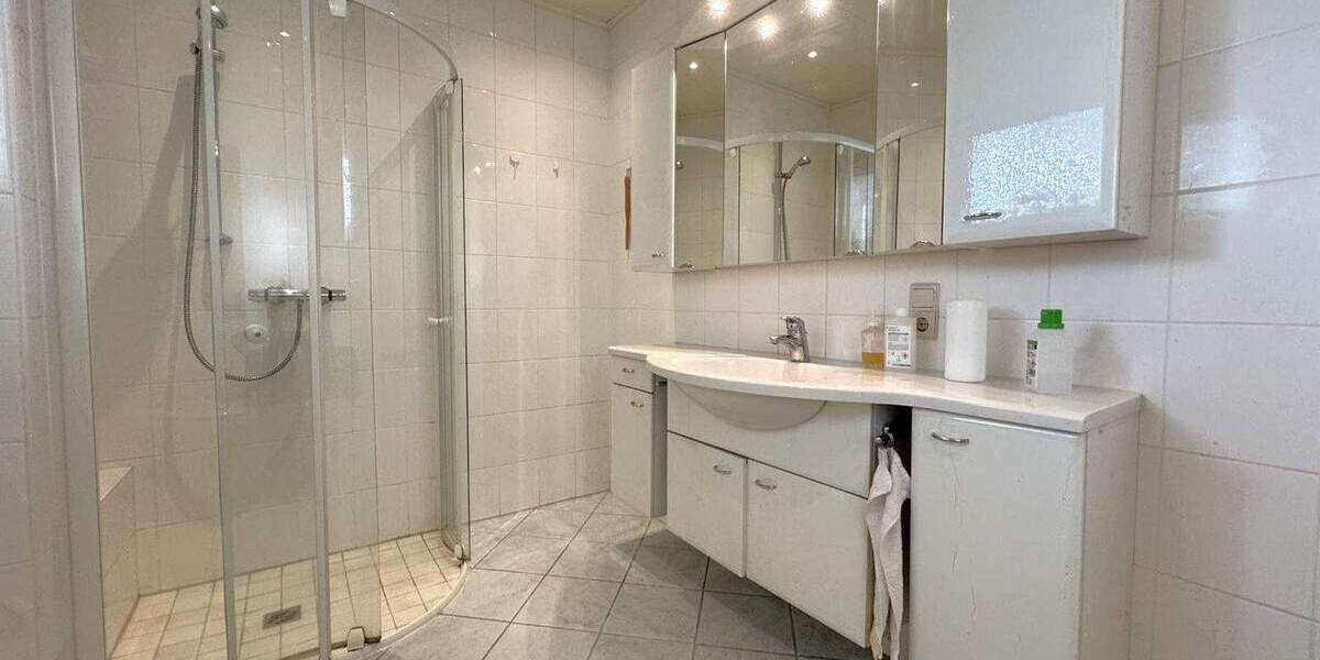 Bungalow Berumbur - 4 Zimmer, 135 m&sup2;, 295.000&euro; | Angebot:25736855