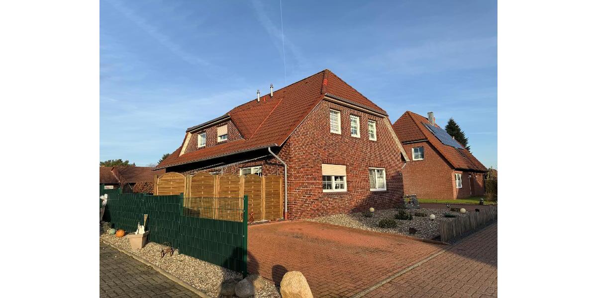 Mehrfamilienhaus ( 3 Wohneinheiten) in Westerholt (Kapitalanlage) - Mehrfamilienhaus, Wohnhaus Westerholt | Angebot:25972088