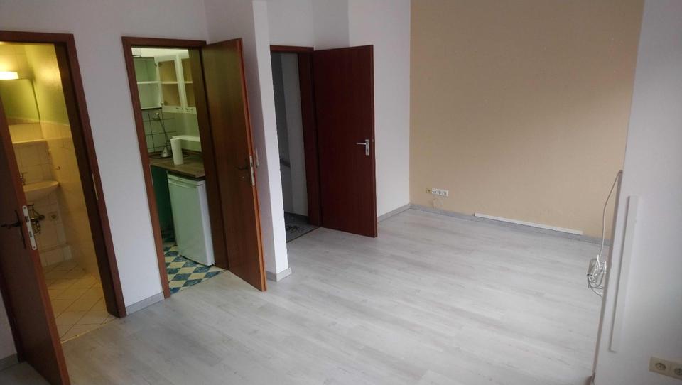 Etagenwohnung Emden Tholenswehr - 1 Zimmer, 23 m&sup2;, 290&euro; | Angebot:25272274