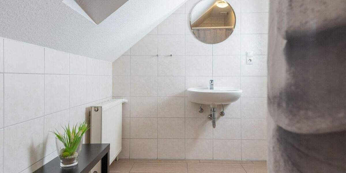 Einfamilienhaus Weener Diele - 9 Zimmer, 185 m&sup2;, 249.000&euro; | Angebot:25694548