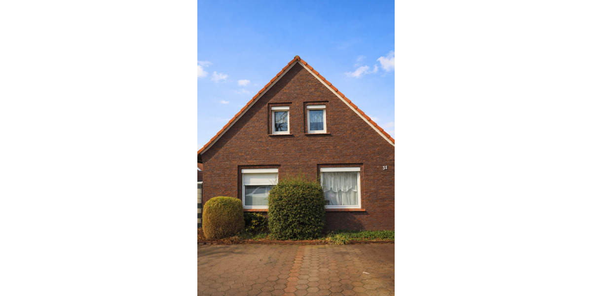 Einfamilienhaus Norden - 8 Zimmer, 214 m&sup2;, 225.000&euro; | Angebot:25960534