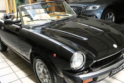 Fiat 124 Spider 155.093 km 18.500 &euro; Großefehn 26629