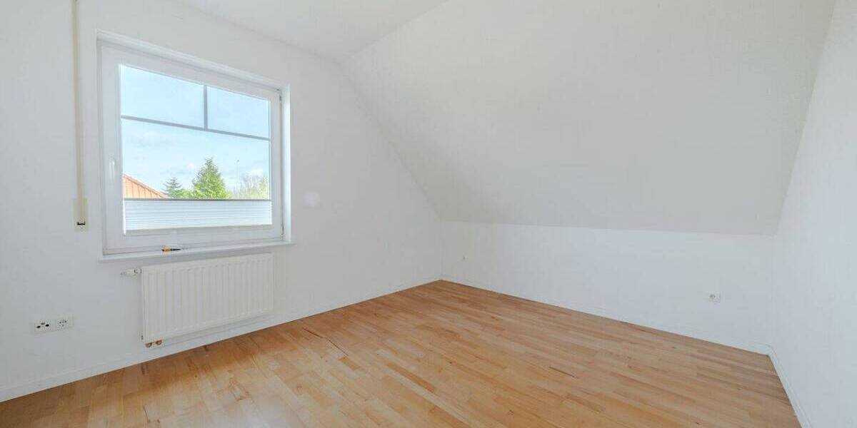 Einfamilienhaus Emden Wolthusen - 6 Zimmer, 143 m&sup2;, 429.000&euro; | Angebot:25970228