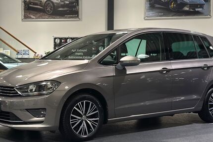 VW Golf Sportsvan 92.415 km 14.690 &euro; Aurich 26605