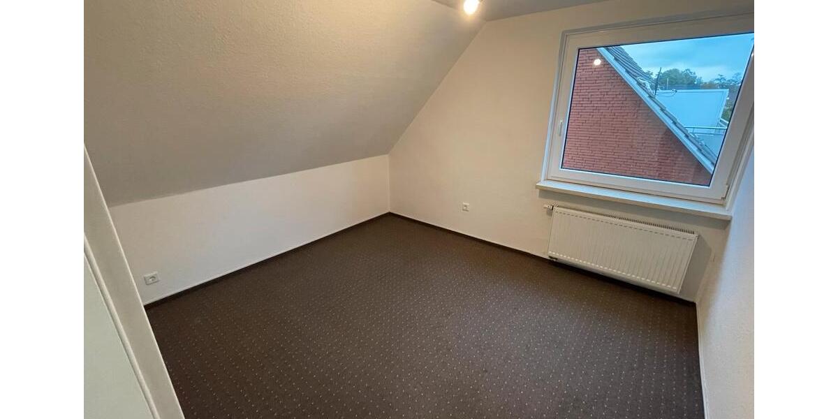 Doppelhaushälfte Hage - 4 Zimmer, 88 m&sup2;, 790&euro; | Angebot:26582103